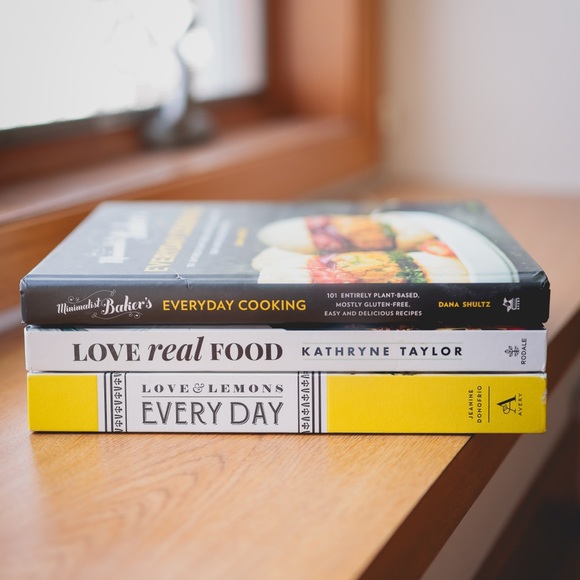 Minimalist Baker’s Everyday Cooking - Picture 2 of 2